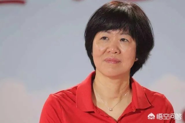 郎平虽然是女排球皇，但平常待人完全没有什么架子吗？