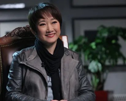 因拒绝生孩子被王刚抛弃的成方圆，后来是怎样报复的？