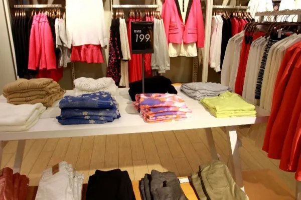 2018年服量减少178.5亿件，中国人为什么不爱买衣服了？