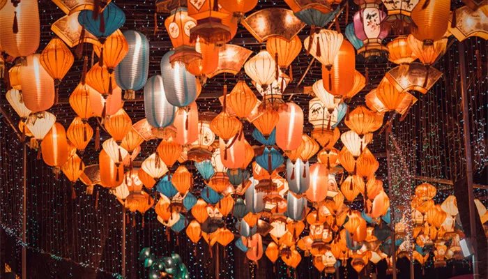 彝族火把节的来历和传说 彝族火把节的来历和传说作文