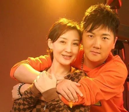 沦为父亲孙楠“战利品”，被后妈“洗脑”读国学，买宝瑶如今怎样了？