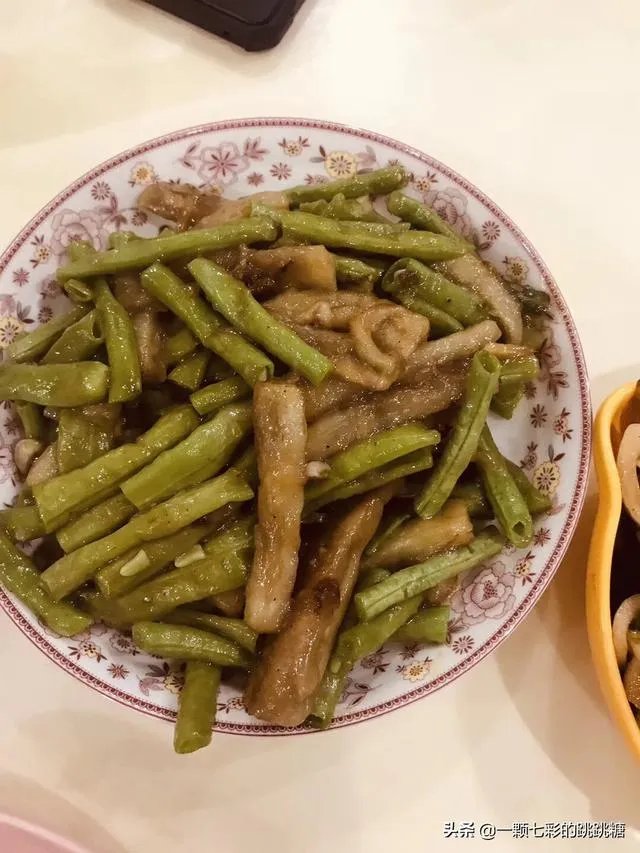 女孩子一般喜欢吃什么菜?做几道什么菜给她吃好?