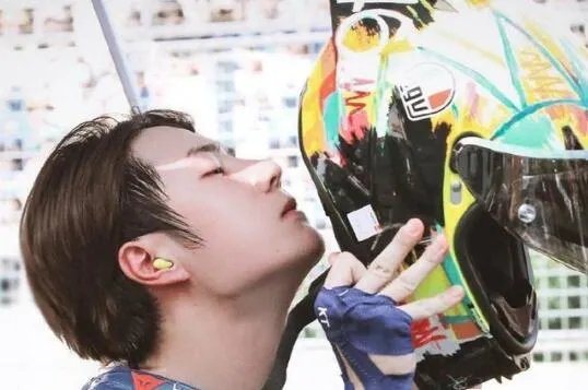 王一博回应邓亚萍喊话上奥运会是怎么回事