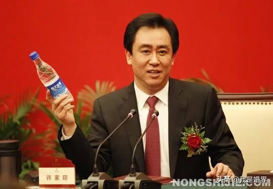 5年用掉“60亿”广告费，卖5元一瓶的矿泉水，你喝过它吗？