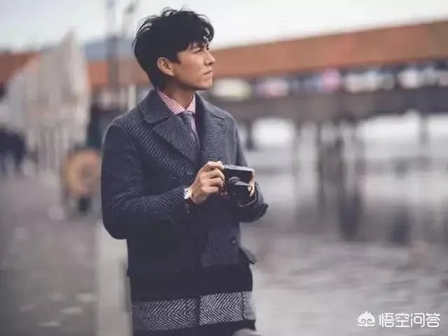 2018东方卫视跨年晚会中，各明星的表演有什么亮点？