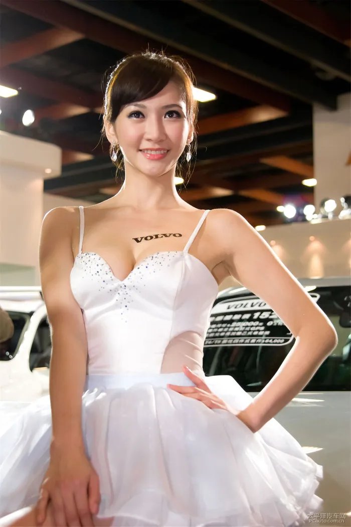 台湾性感美女Mia魏靖軒 台北新车展