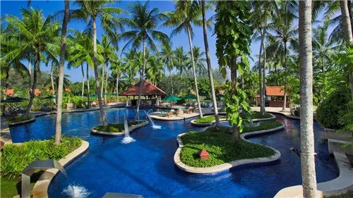 巴厘岛蜜月套餐包含哪些内容 四月哪里适合度蜜月