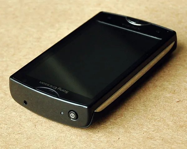 索爱ST15i评测 机身细节