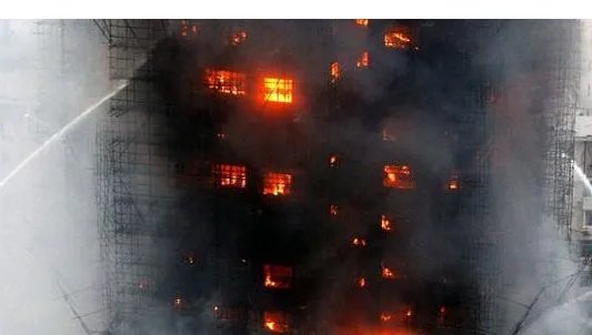 上海沿街房起火伤亡怎么样？