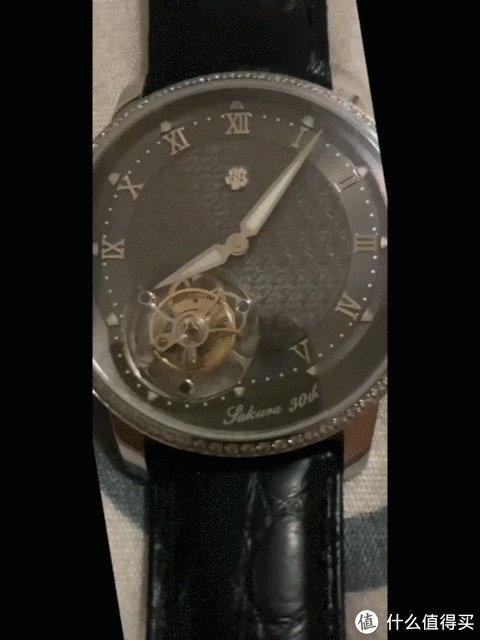 穷玩表1700元国产陀飞轮腕表，中国樱花SAKURA