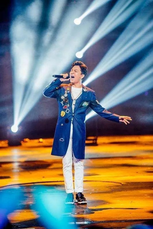 如何评价于毅在《跨界歌王》第二季的表现?