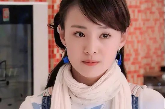 郑爽16岁就被北电录取，18岁启动开挂人生，如今怎么样？