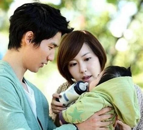 李栋旭的女朋友是谁？  盘点其绯闻女友