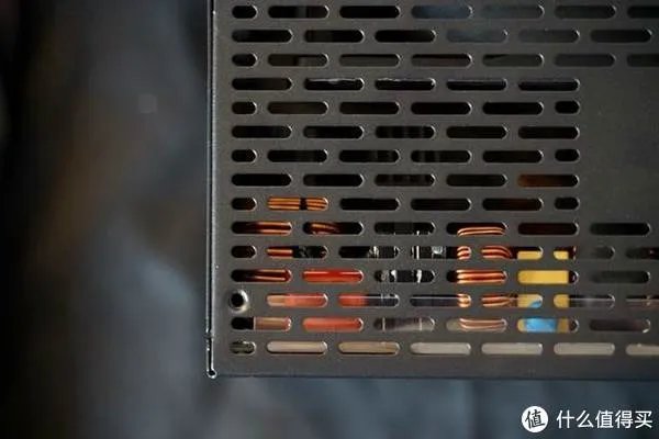 TT钢影PF1 650白金电源评测：全日系电容+超静音+十年质保，真香
