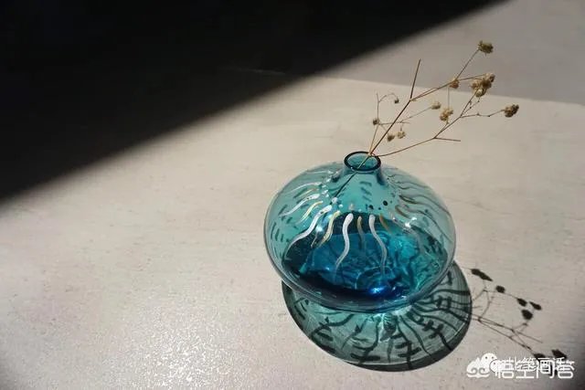 有哪些清新可爱的手机壁纸可以推荐？