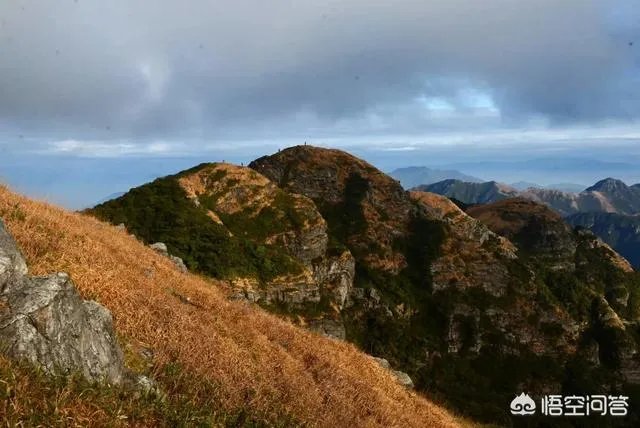 去船底顶在罗坑镇住一宿，第二天早上开始登山，这样安排合理吗？