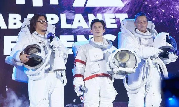 高晓松说要感谢坐牢那半年，他在牢里究竟经历了什么？