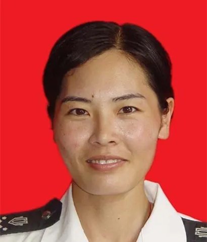 高峰现任妻子是谁 俩人恩爱如鸳鸯