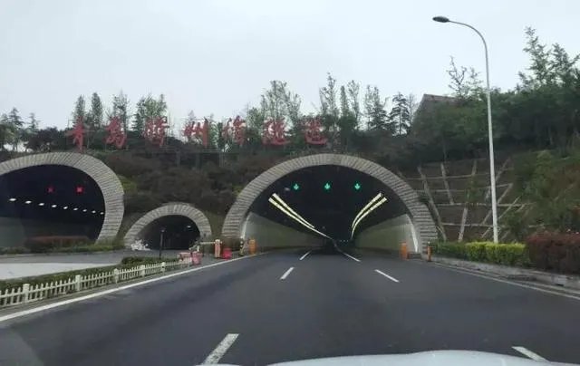 #了不起的青岛# 为什么说青岛是电影之都？