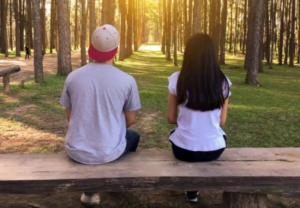 陪着一个男孩长大是不是真的很不容易?