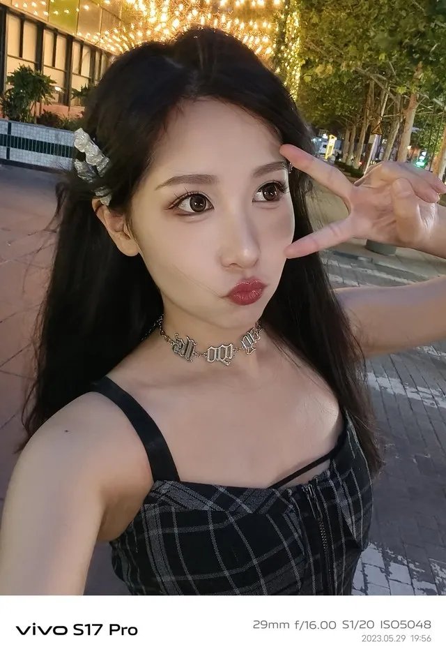 【有料评测】vivo S17 Pro全面评测：一眼心动的水墨山水图