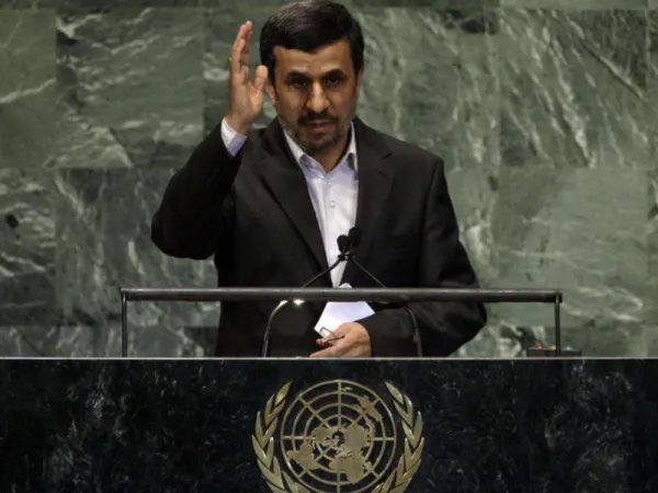 为什么哈梅内伊当年铁了心地要办内贾德？