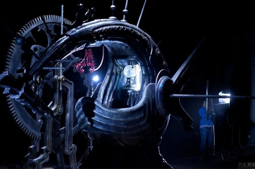 刀锋偏冷的歌曲鉴赏