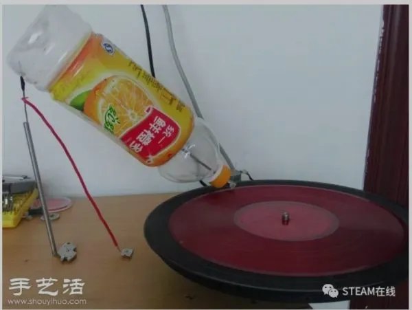 物理老师用纸杯留声机成功留声，他是怎么做到的？