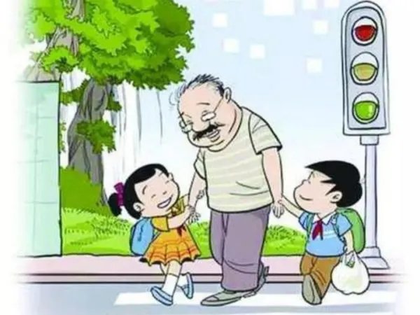 男孩不敢过马路民警暖心护送，你做过这样的暖心民警吗？