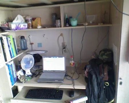 西南交通大学的寝室是什么样子的啊，寝室有独立的厕所吗？能附图吗？十分感谢，追加悬赏的！