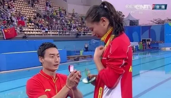 天哪！秦凯、何姿~你们要不要这样吖