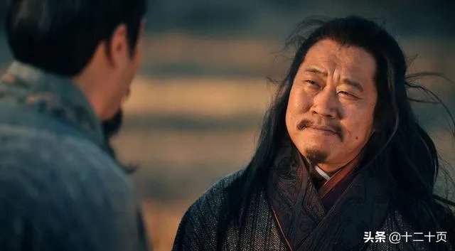 《三国演义》中，水镜先生是怎样的一个人？有人说水镜先生深不可测，是这样吗？