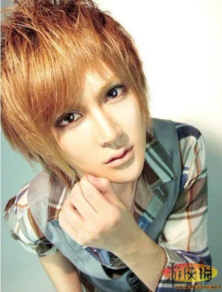 都是些神马玩意 网络红人超奇葩的“锥子脸”