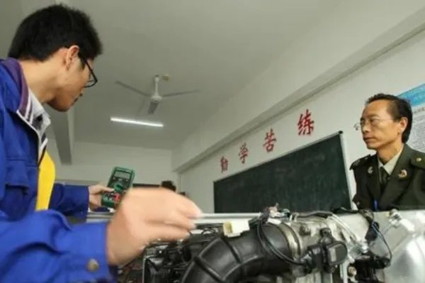 下岗职工、农民工等报考高职可免文化考试，曾经什么样的人报考高职？