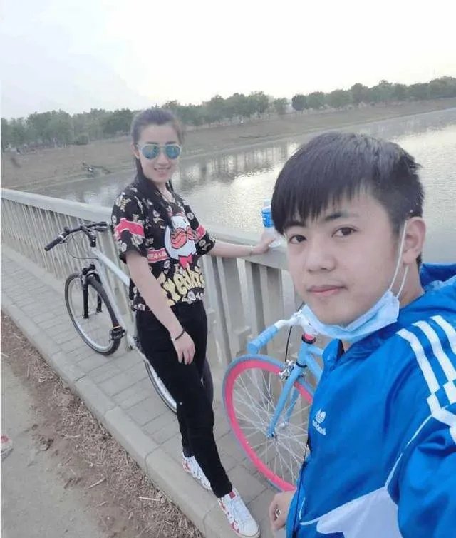 如何评价电视剧炊事班的故事?