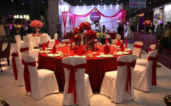 结婚前一天晚上的宴会叫什么 结婚前一天晚上的宴会词怎么说