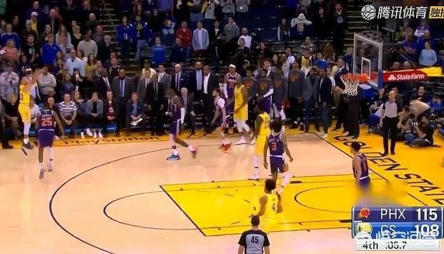 太阳挑落勇士，终结面对勇士的18连败，这场比赛勇士输在哪？为什么太阳能获胜？