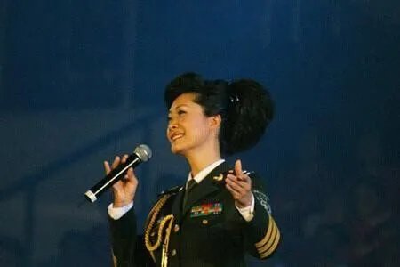 于文华的老公是干啥工作的？