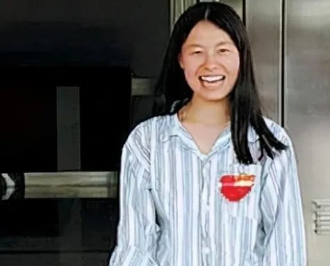 北大破例给她办葬礼，撒贝宁致悼词，寒门才女张培祥经历过什么？