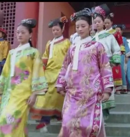 甄嬛传里有哪些穿帮镜头？