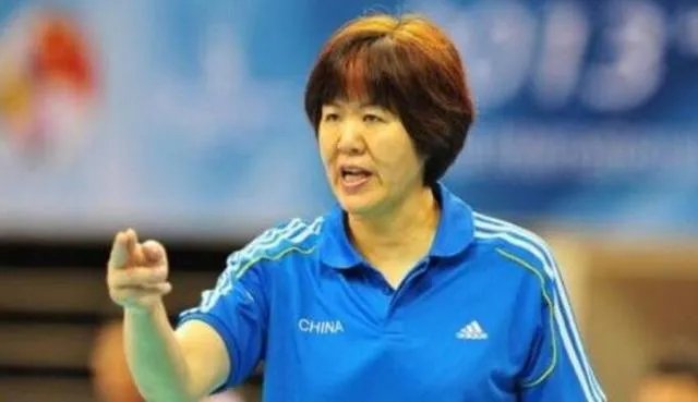 郎平代言的莎普爱思陷入危机,你认为她应该公开道歉吗?