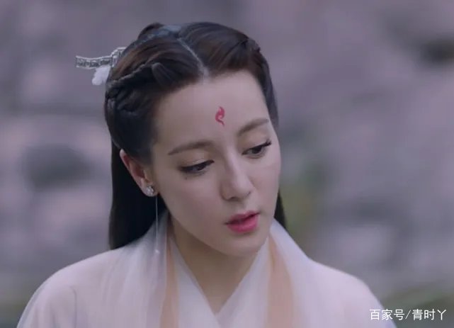 吴磊新剧开机！和大7岁热巴演情侣太违和。你觉得有戏吗？