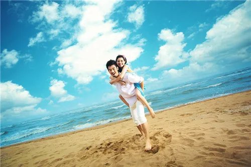 拍海景婚纱照注意事项  新人该怎么拍海景婚纱照