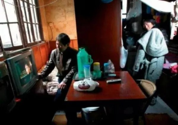 上海租客吐槽租房经历 最担心房东突然卖房