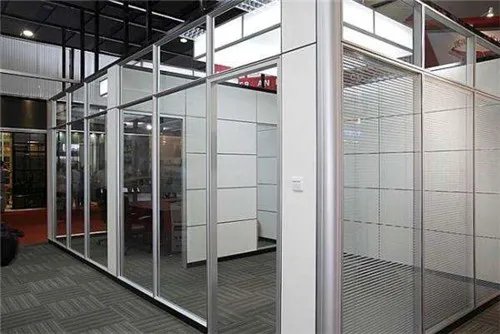 办公室隔断墙有哪些 办公室隔断墙如何巧妙搭配
