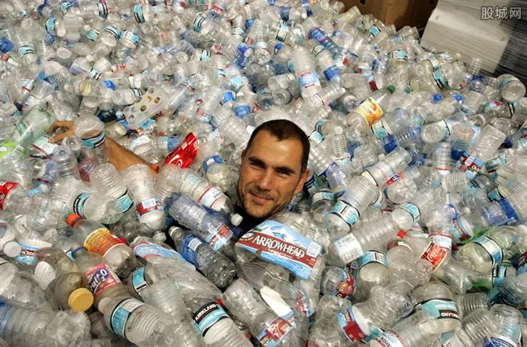 塑料最近价格 不同材质的塑料价格不同