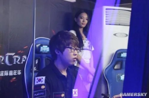 中韩星际嘉年华火热现场 全明星阵容震撼电竞