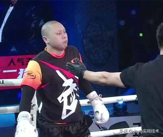 网红刘二狗挑战一龙被打哭，你怎么看？