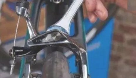 螺纹胶使用方法