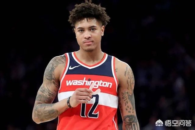 奇才因战绩糟糕，全队都会可能会被交易，你认为哪位球员适合火箭队呢？